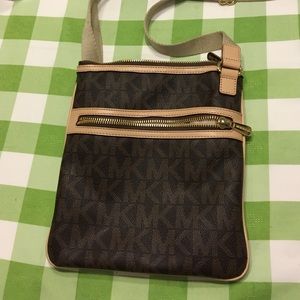Michael kors cross body bag