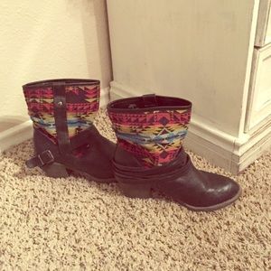 Aztec boots
