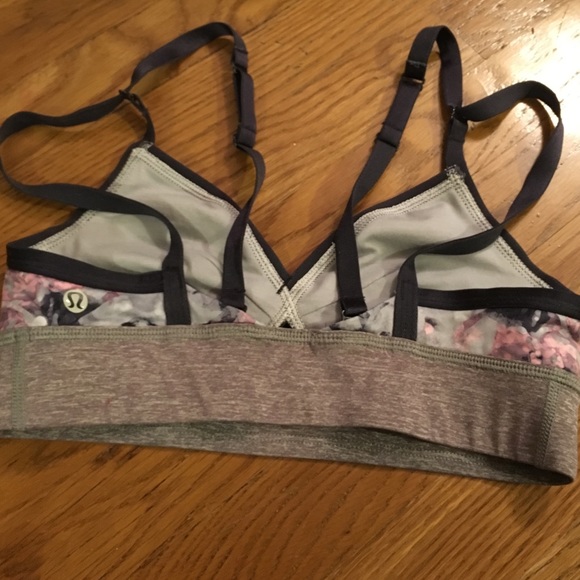 Rare Lululemon Bra - Picture 2 of 2