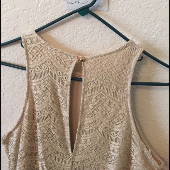 Dress - Picture 3 of 3