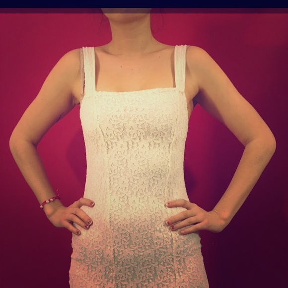 Hollister Body-Conscious White Dress