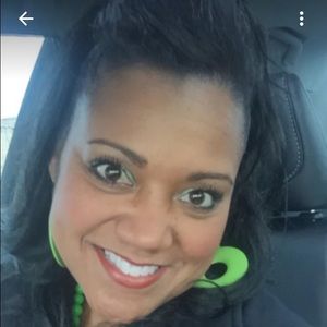 Meet your Posher, Rachelle