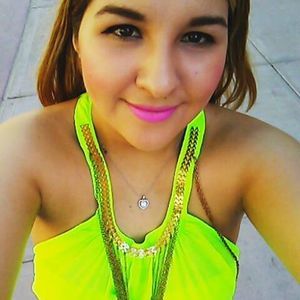 Meet your Posher, Lizbeth