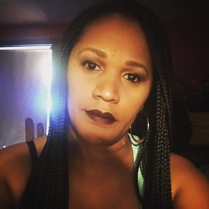 Meet your Posher, Carmen