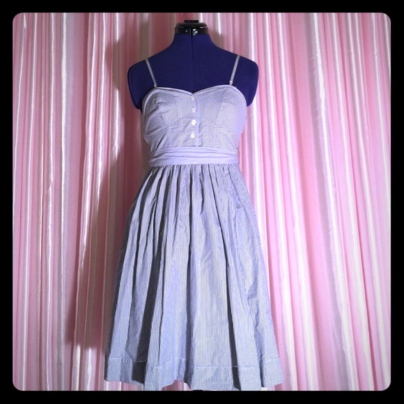 American Eagle seersucker dress