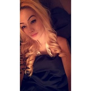 Meet your Posher, Rhea kristine