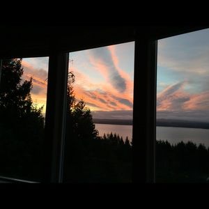 Meet your Posher, Ling