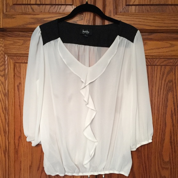Gorgeous Black and Cream Top