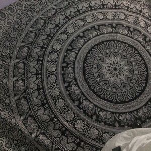 Meet your Posher, Chloe