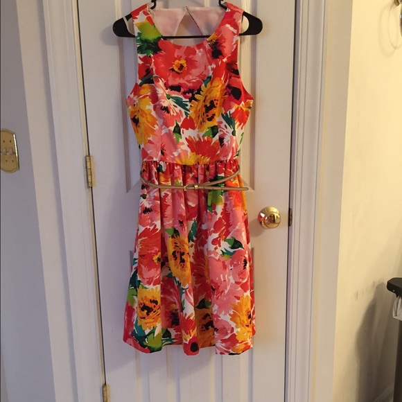 Eliza J floral dress - Picture 3 of 4