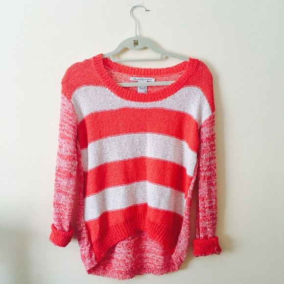 Long sleeve stripped shirt.