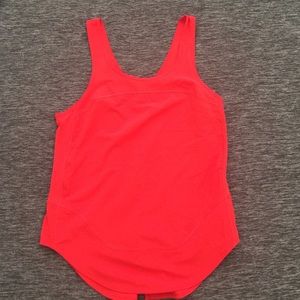 Lululemon Featherweight Singlet