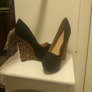 Cheetah Print Wedges size 8