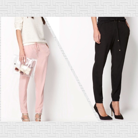 Black skinny pants