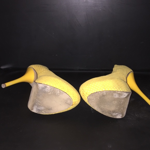 Heels - Picture 3 of 4