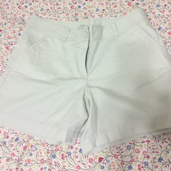 NWT Cream LOFT shorts sz 12