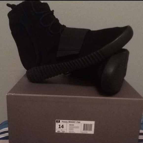 Yeezy  750