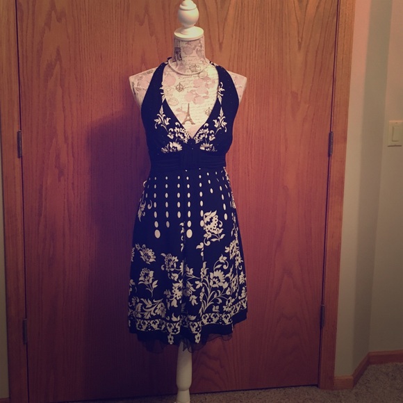 Cute black and white spring/summer dress