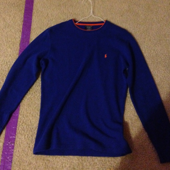 polo crew neck barely worn