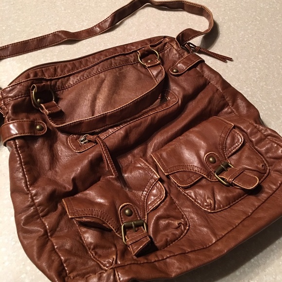 Casual brown faux leather bag