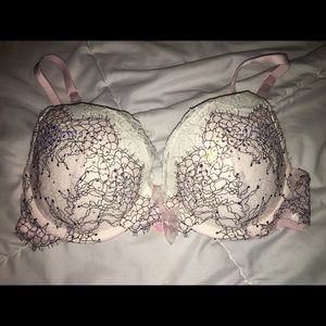 Victoria's Secret Dream Angels Push-Up Bra