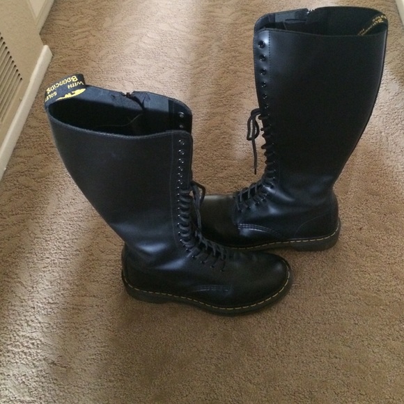 BRAND NEW!!! Worn twice