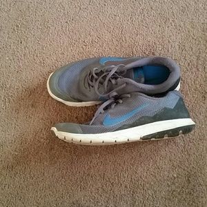 Nike Flex shoes