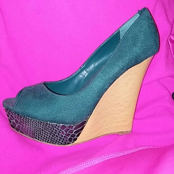 Jennifer Lopez Heels