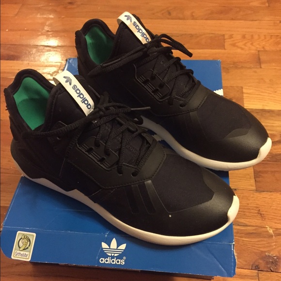 Adidas Tubular