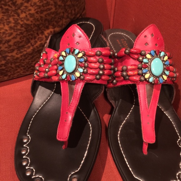 Donald J Pliner Sandals