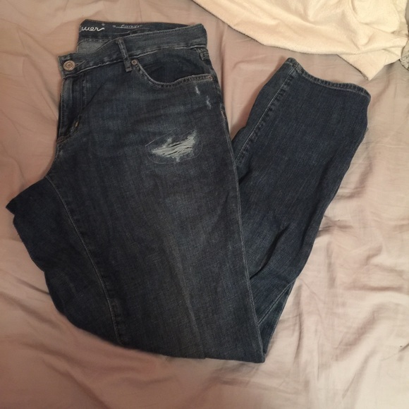 Eddie Bauer capris!