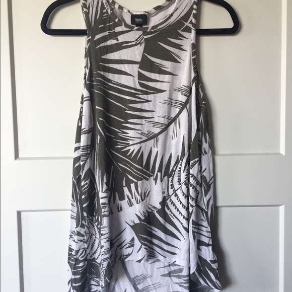 Mossimo short-long tank - Picture 2 of 3