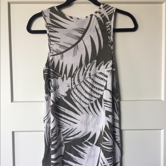 Mossimo short-long tank - Picture 3 of 3