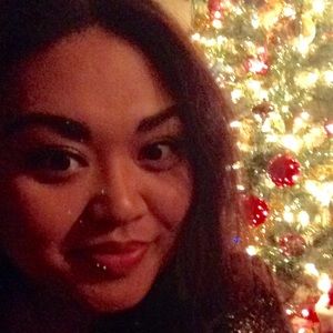 Meet your Posher, Renaida