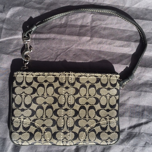 Coach Wristlet - Picture 1 of 2