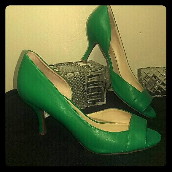 Nine West Green 2.5" Heel