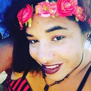 Meet your Posher, Dianellys