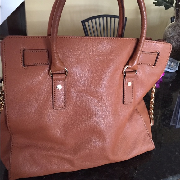 Michael Kors Hamilton Cognac Bag - Picture 2 of 4
