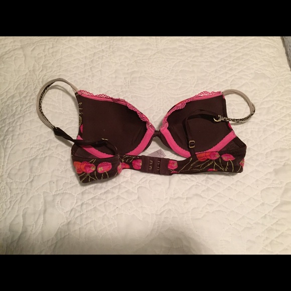VS bra - Picture 2 of 2