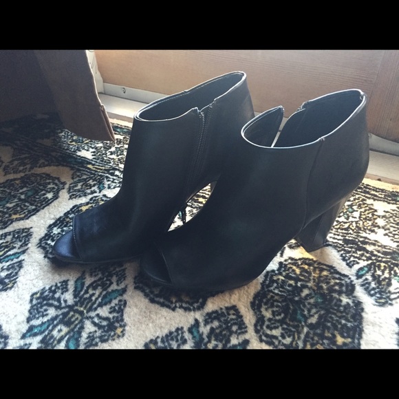 a.n.a black open toed booties