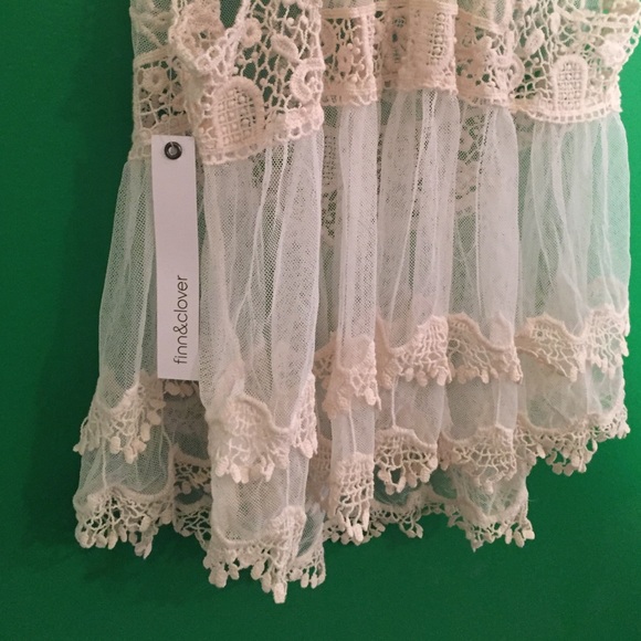 Lace top - Picture 4 of 4
