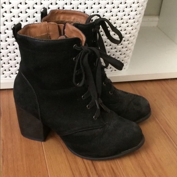 Shoes - Faux suede boot