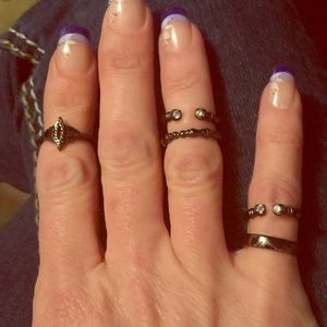 Brand new Kendra Scott Miles Midi Rings