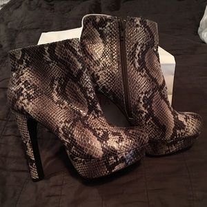 Python print booties