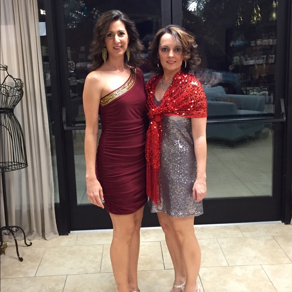 Sexy dress for a night out - Picture 2 of 2