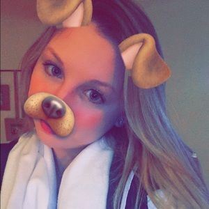 Meet your Posher, Carolyn