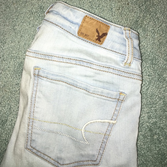 light wash American eagle jegging jeans