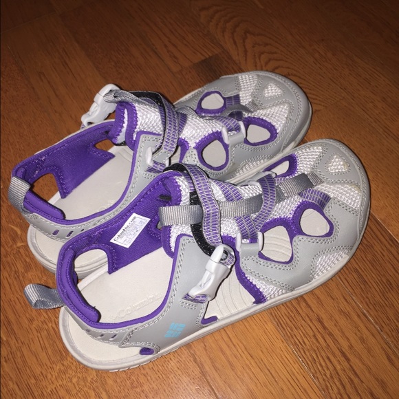 Columbia sandals!