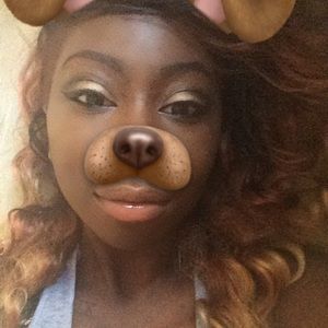 Meet your Posher, Kendra