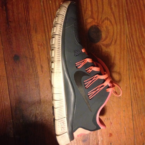 Nike Free - Picture 3 of 3